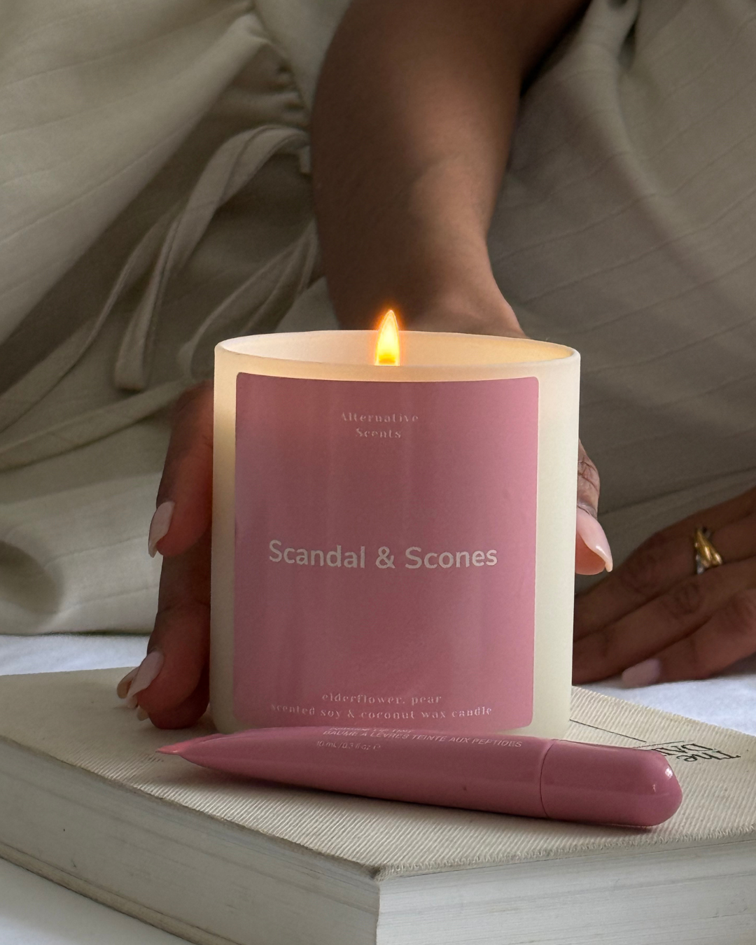 Scandal & Scones Candle - Alternative Scents